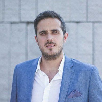 headshot photo of Jacobo Ros